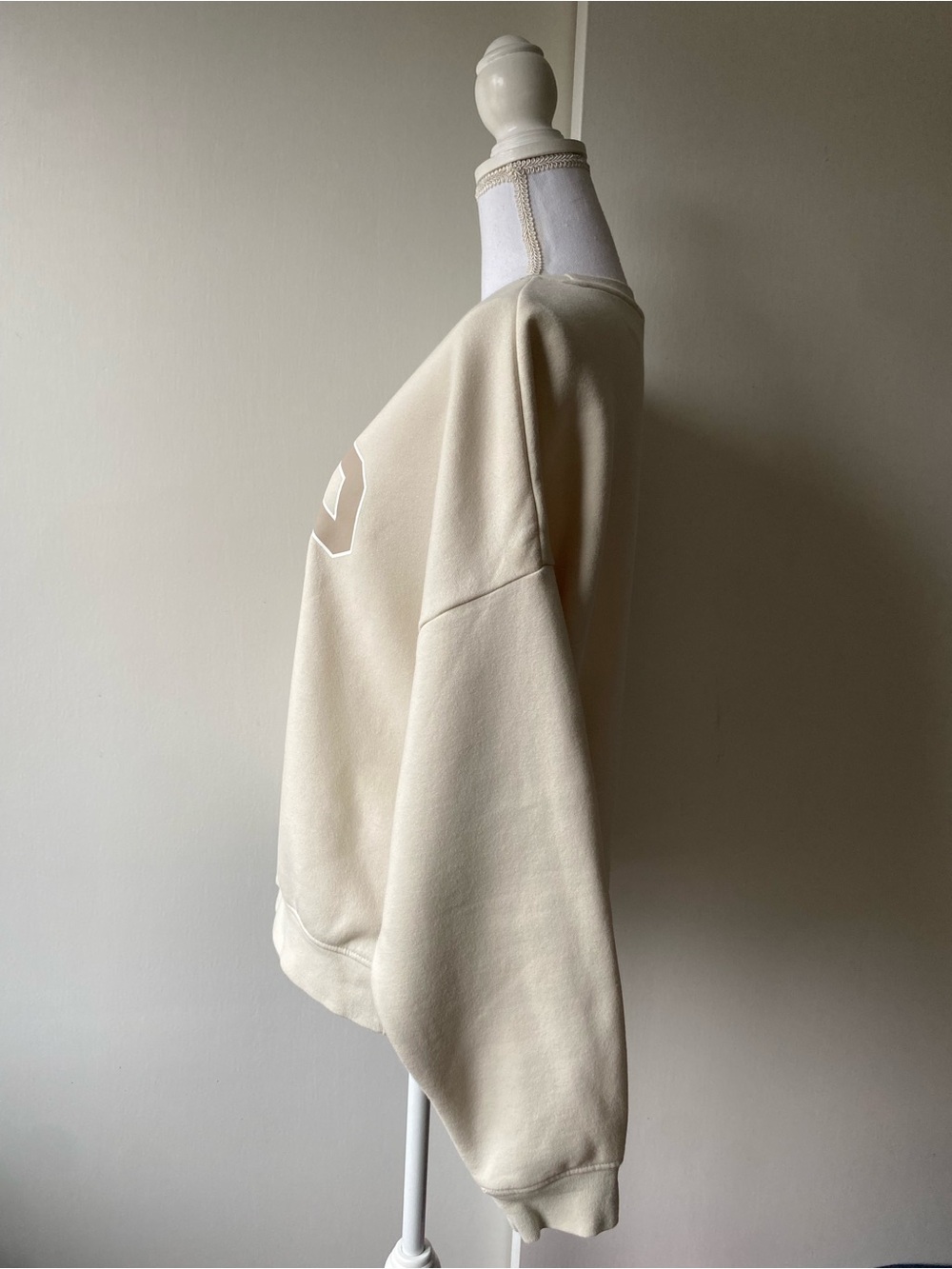 Gap Peanuts Halloween Sweatshirt Size Large Oversized Cropped EUC Beige Snoopy - Picture 11 of 16